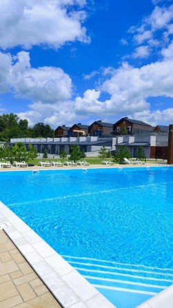 Сучасний будинок преміум-класу на першій лінії Дніпра - фото 1