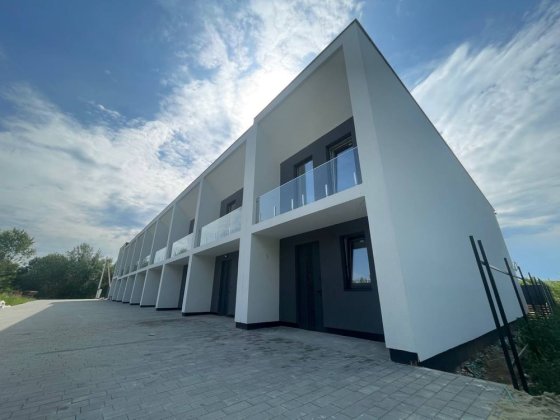 Продаж котеджів в Ужгороді в розстрочку різні варіанти Ужгород