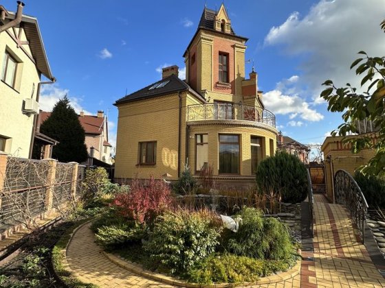 Продаж будинку 420м Оболонь, Богатирська Киев