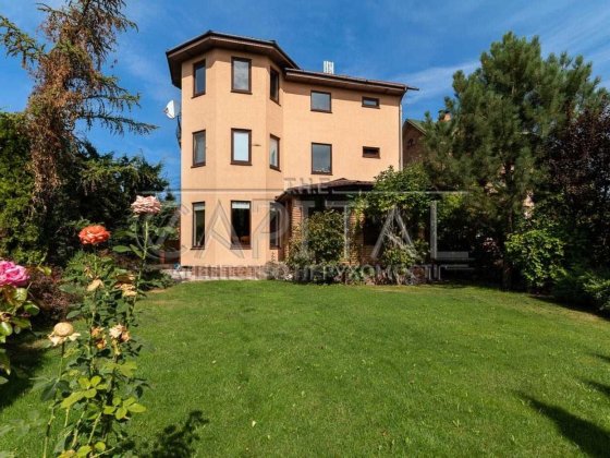 Продаж / Будинок / 270 м2 / Дарницький район / вул. Садова Киев