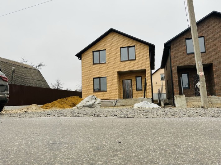 Двоповерховий Будинок з центральними 5 хв Центр міста - фото 1