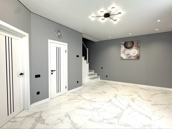 Таунхаус / Дуплекс з ремонтом межа міста Газове опалення Винница