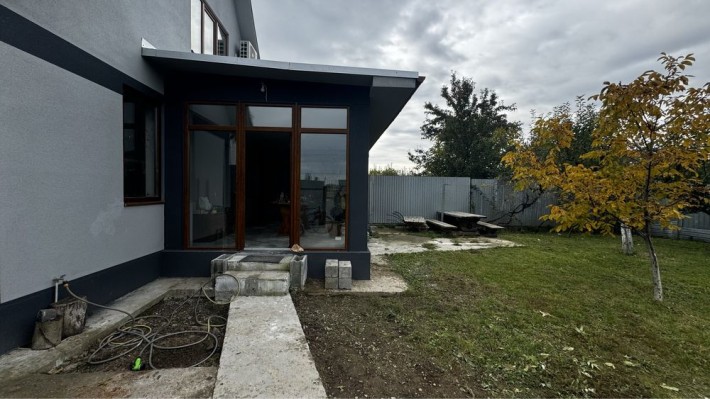 Продаж будинку неподалік дит простору Імперія - фото 1