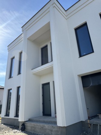 Прадаж сучасних будинків. Ужгород з гаражем - фото 1