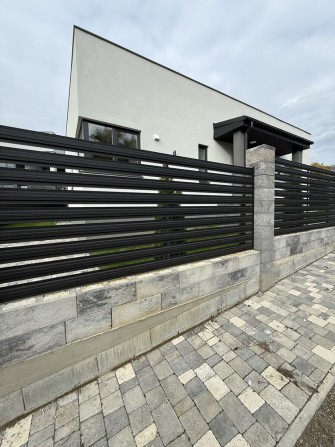 Новий будинок біля лісу - фото 1