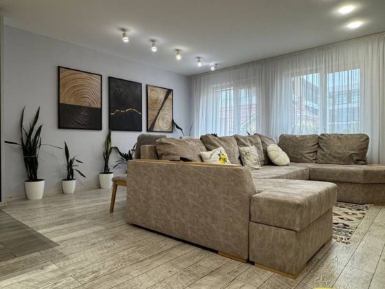 Продається 4-х кімнатний Іаунхаус. Зручна локація. Боздош. Газ Ужгород