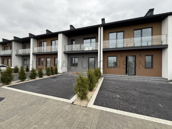 Продаж таунхаусу 132 м.кв / 1 сотка / р-н Садовий, Ужгород Ужгород