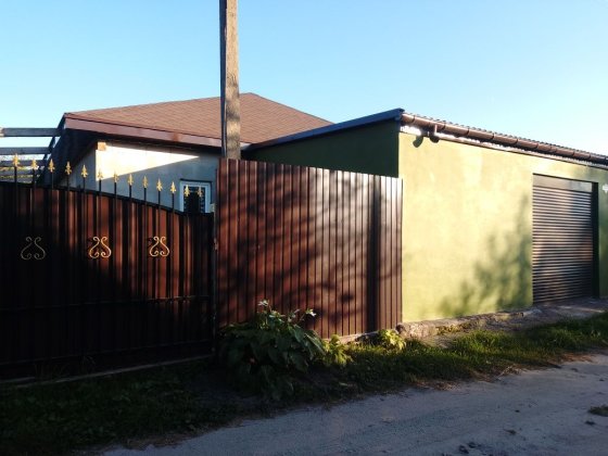 Добротний будинок недалеко від Києва в центрі с.Плесецьке Киев