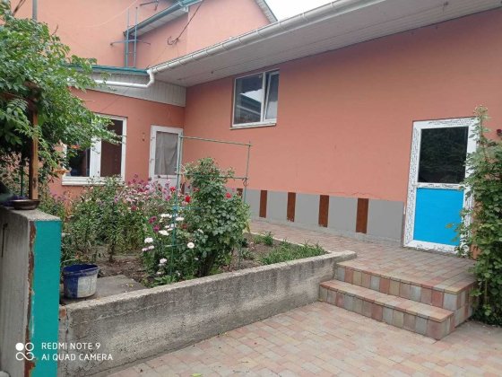 Продам будинок на Мирному Днепр