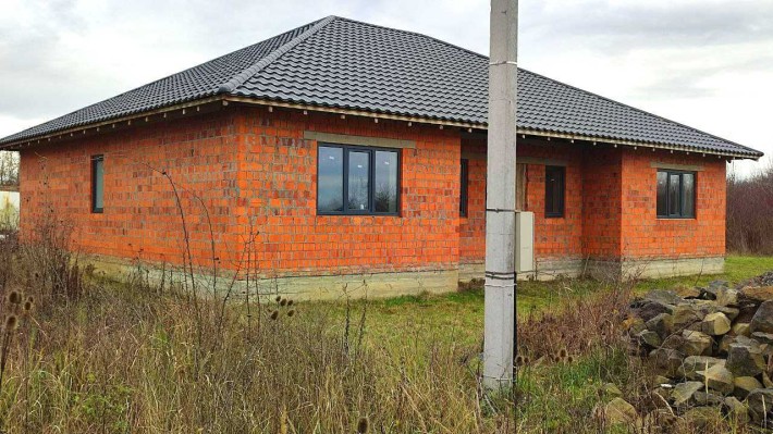 Продаж  будинка. Ужгород. Тихе місце, свіже повітря, рівна ділянка. - фото 1