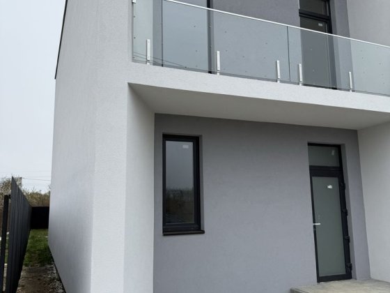 Терміновий продаж кутового  таунхаусу  м. Ужгород Ужгород