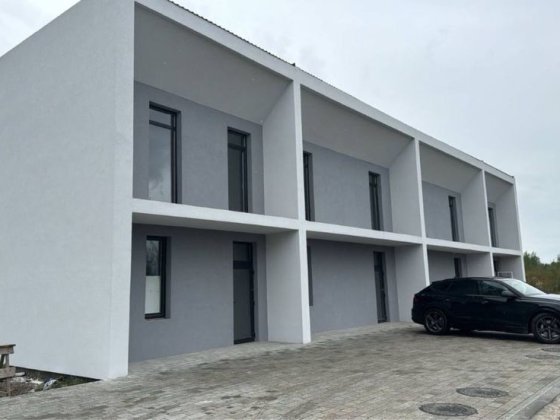 Продаж котеджу в Садовому. Єоселя Ужгород