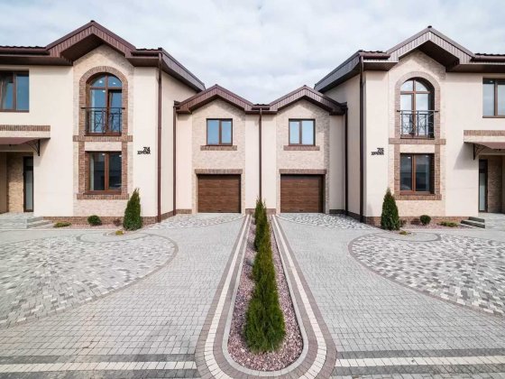 Сучасний таунхаус з власною земельною ділянкою в ТХ "Дулова" - DL 2.04 Ужгород