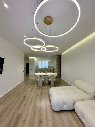 Стильний таунхаус шукає свого власника - фото 1