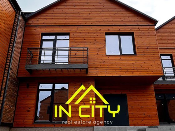 750$ м2 Продам Дом/Таунхаус  в ЖК Комфорт Сити Lagoon Днепр