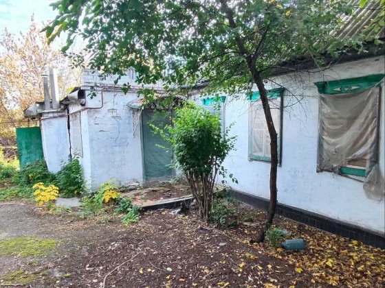 Продам будинок з ділянкою: Дніпро, Лівий берег. Дніпро