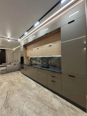 Гарний,сучасний та стильний таунхаус в Ужгороді - фото 1