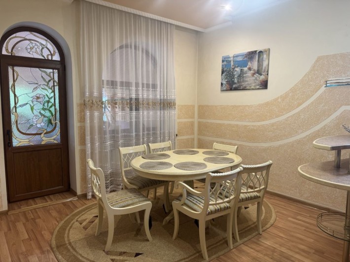 Будинок вул.Заньковецької, 4 кімнати - фото 1