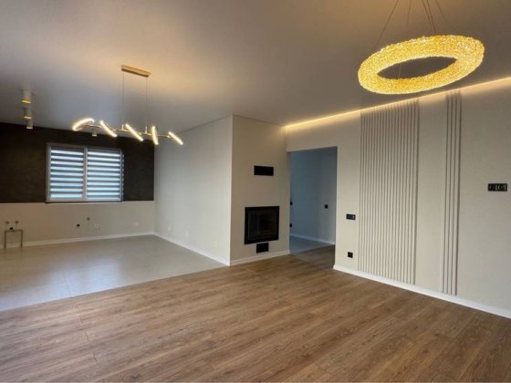 Продаж гарного будинку / Табла Ужгород