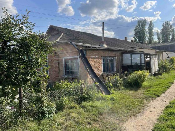 Частина будинку 70 метрів зі зручностями під ремонт Винница