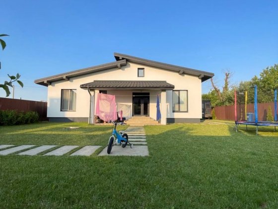 Продаж гарного будинку для сімʼї Ужгород