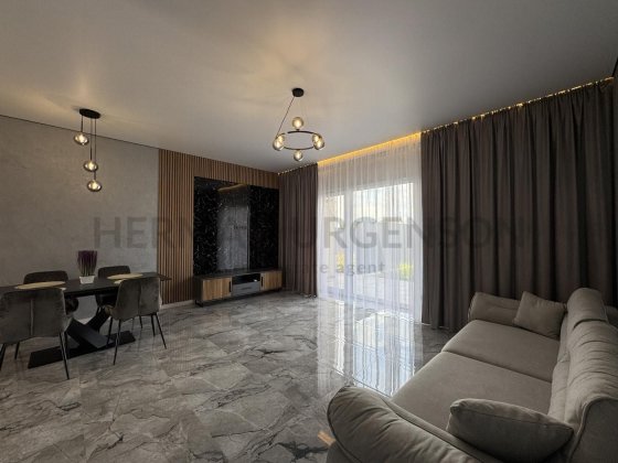 Продаж таунхаусу 110 м.кв / 2 соток / Ужгород, р-н Садовий Ужгород