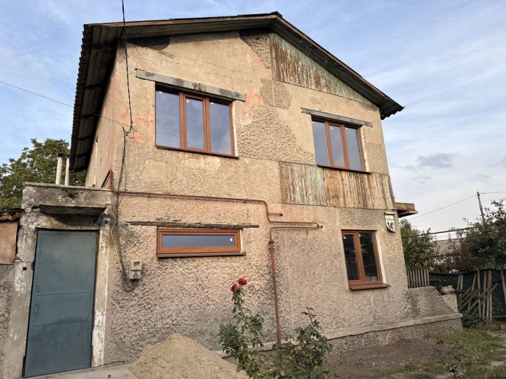 Дом 2 км от Каравана Обмен на Авто - фото 1