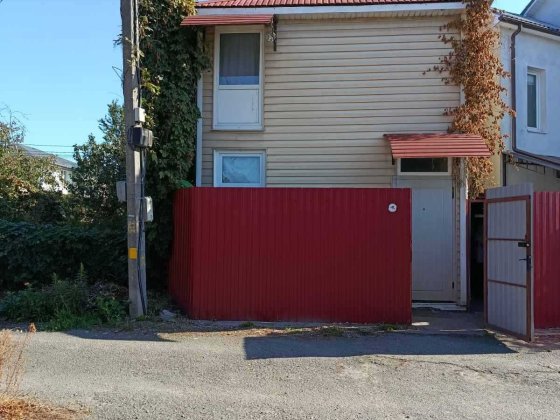 Газопровідна 2, СТ Суднобудівник, садовий будинок 161 кв.м( хостел) Киев