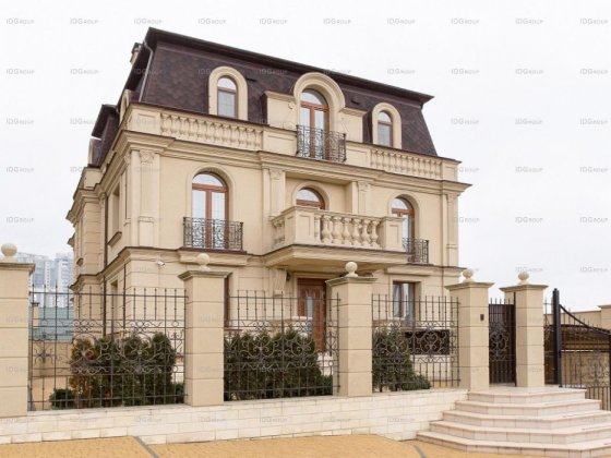 Домовладение на Лубенской Киев