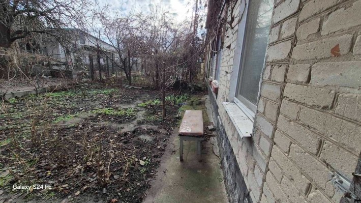 Продам 1/2 часть дома, Космический район - фото 1