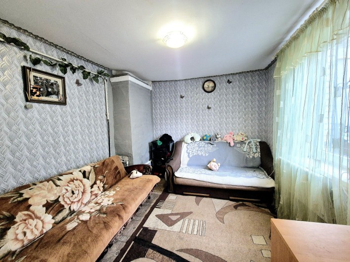 Центр частина будинку вул. Л. Українки 1 кімната без зручностей - фото 1