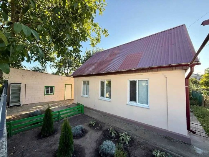 Продам 4-комнатный дом Правый берег пгт Мирный (район тупика) - фото 1