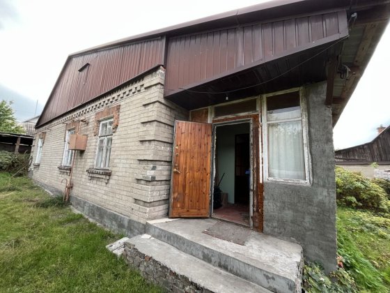 Дом с землей ул.  Першотравнева Продажа