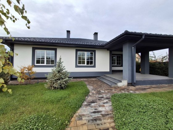 Просторий  БУДИНОК КИЇВ (Солом’янський район)/10 соток Київ