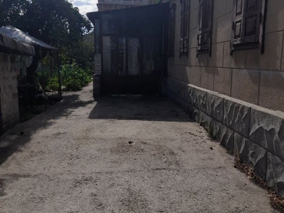 Продам  2/3 від будинку більше 80м2 або сдам в оренду Днепр