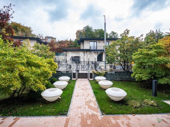 Неймовірний будинок 540м2 Радченка Лобановського Солом’янський Киев