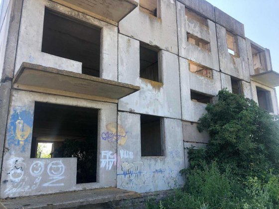 Продам два панельних трьохповерхових  будинки під демонтаж Винница