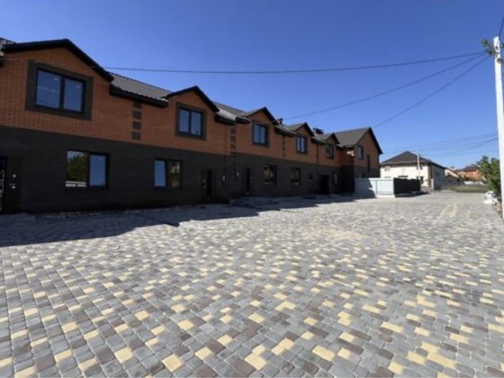 Продаж Таунхаусу 95 кв. м. , 3 спальні, 2 сотки Винница