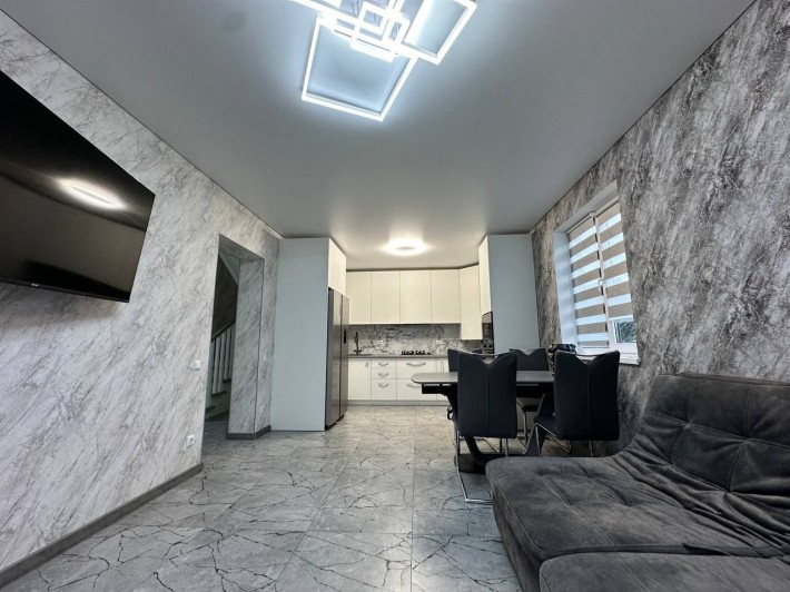 Укомплектований будинок з ремонтом 4 кімнати 2 поверхи Газ - фото 1