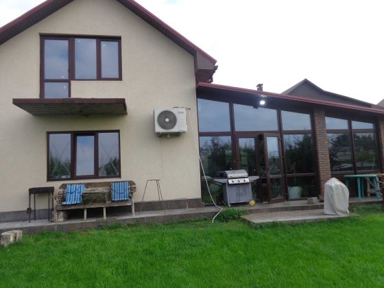 продам дом с возможностью совмещения проживания и бизнеса ! Дніпро