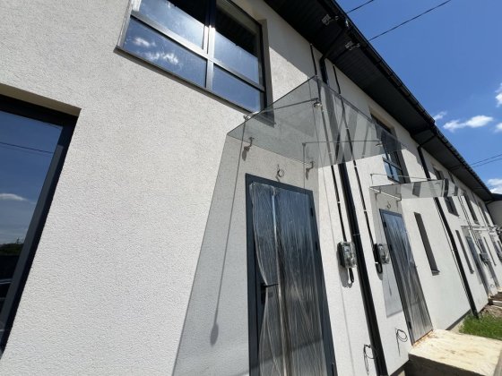 Продам таунхаус з великою ділянкою Винница