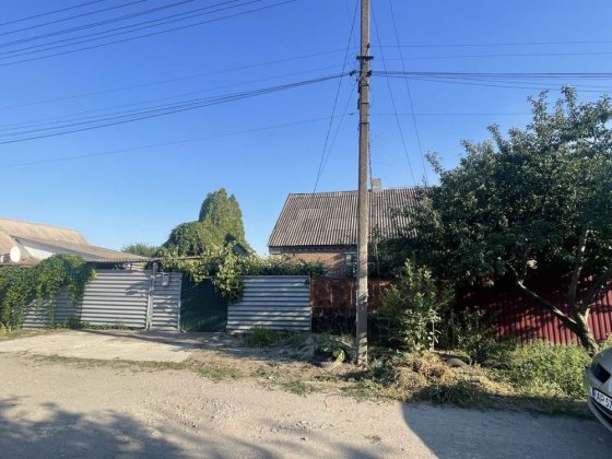 Продам пол дома Запорожь Левое