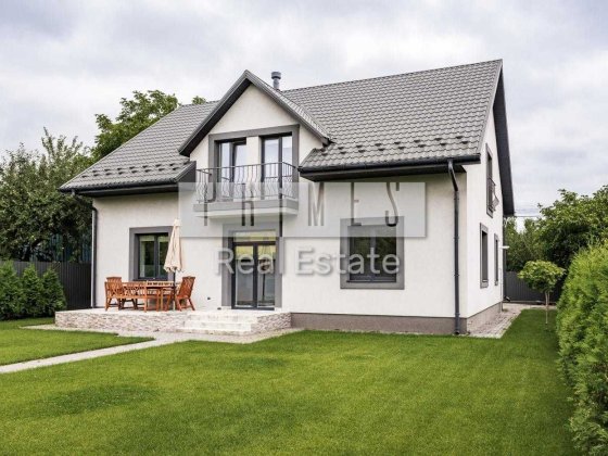 Продаж нового будинку з ремонтом, Осокорки Киев