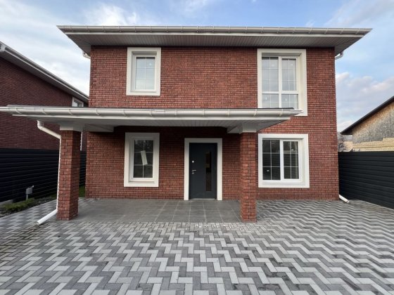 Будинок 220м2, 5,5 сотки землі, під чистову у Києві! Киев