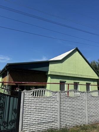 Продам будинок з ремонтом - фото 1
