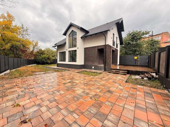 Продається сучасний 2-поверховий будинок Винница