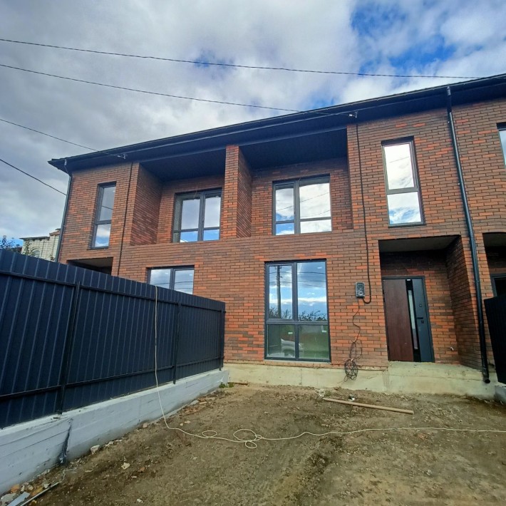 Продаж чистового таунхаусу 120 м² - фото 1