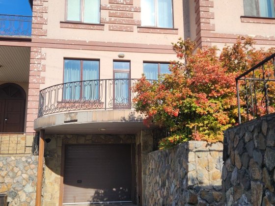 Продажа восхительного,большого дома:311кв.м.В живописном месте г.Днепр Дніпро