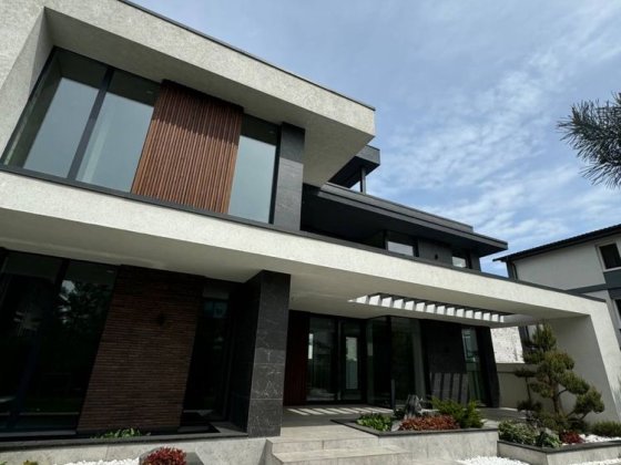 Есклюзивний будинок в стилі Hi-tech, без комісії, Голосіївський район Киев