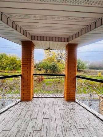 Продаж сучасного будинку Н.Балашівка 3 поверхи - фото 1